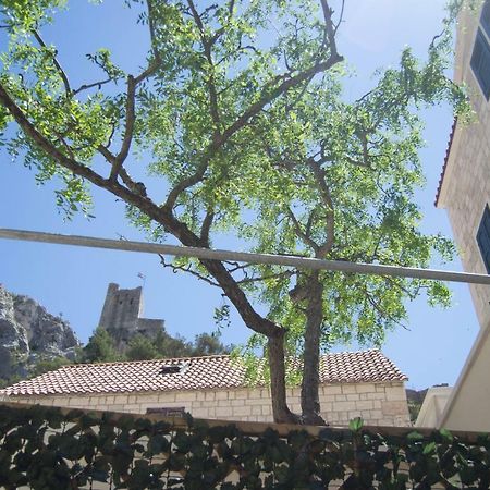 Апартаменты House Nataniel In Omis Near Sea Экстерьер фото